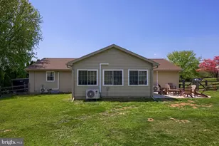 17 S Hollander Rd, Gordonville, PA 17529 - Photo 6