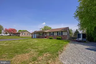 17 S Hollander Rd, Gordonville, PA 17529 - Photo 4