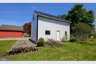 149 W Broad Street, Salunga, PA 17538 - Photo 52