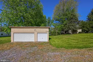 62 W Slokom Ave, Christiana, PA 17509 - Photo 14