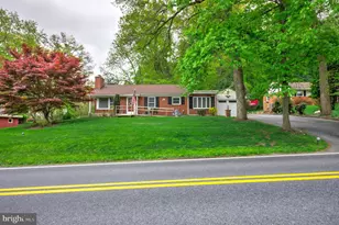 2584 Spring Valley Rd, Lancaster, PA 17601 - Photo 4