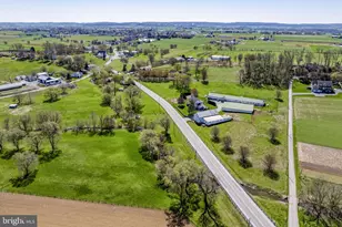 3457 W Newport Rd, Ronks, PA 17572 - Photo 4