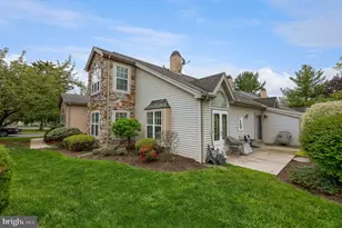 128 Greenview Dr, Lancaster, PA 17601 - Photo 6
