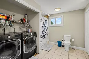 851 Locust St, Columbia, PA 17512 - Photo 32