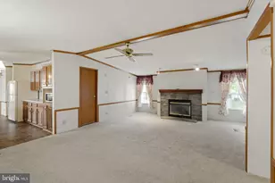 21 Jake Dr, Ronks, PA 17572 - Photo 4