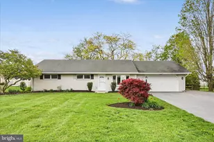 311 N Penryn Rd, Manheim, PA 17545 - Photo 2