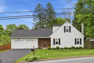 2824 Nolt Rd, Lancaster, PA 17601 - Photo 1