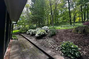 105 Northview Rd, Lititz, PA 17543 - Photo 8