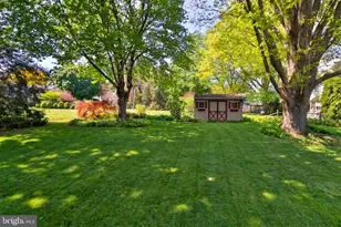34 S Oak St, Lititz, PA 17543 - Photo 2