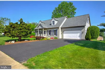 706 Rosemont Drive, Lititz, PA 17543 - Photo 4