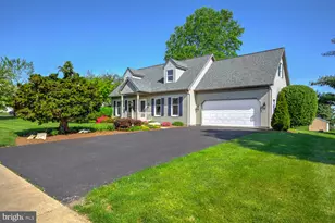706 Rosemont Dr, Lititz, PA 17543 - Photo 4