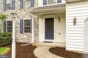 608 Redwood Dr, Lancaster, PA 17602 - Photo 4