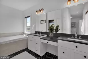 658 Fleetwood Dr, Lititz, PA 17543 - Photo 62