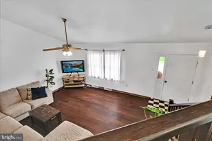 205 Roosevelt Cir, Ephrata, PA 17522 - Photo 6