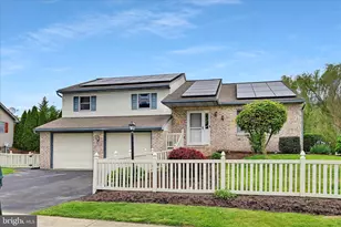 205 Roosevelt Cir, Ephrata, PA 17522 - Photo 1