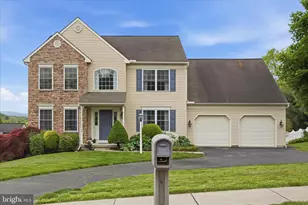 40 Hunter Dr, Elizabethtown, PA 17022 - Photo 2