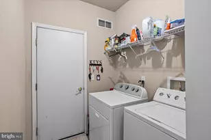 1805 Risser Ln, Lancaster, PA 17601 - Photo 12