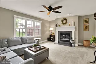 852 Christine Ln, Lancaster, PA 17601 - Photo 6