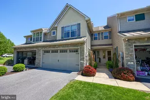 9 Rebecca Dr, Denver, PA 17517 - Photo 2