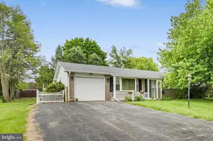 334 E Oregon Rd, Lititz, PA 17543 - Photo 1