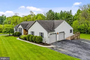 331 Brunners Grove Rd, Reinholds, PA 17569 - Photo 2