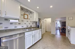 920 Chestnut St, Akron, PA 17501 - Photo 20