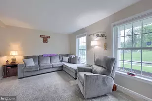 140 Liz Ln, Gap, PA 17527 - Photo 4