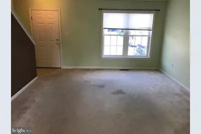270 Locust Street #5, New Holland, PA 17557 - Photo 2