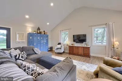 2033 Manor Ridge Drive, Lancaster, PA 17603 - Photo 8