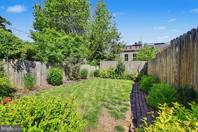 327 E Chestnut Street, Lancaster, PA 17602 - Photo 32