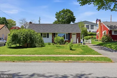 655 N Mount Joy Street, Elizabethtown, PA 17022 - Photo 1