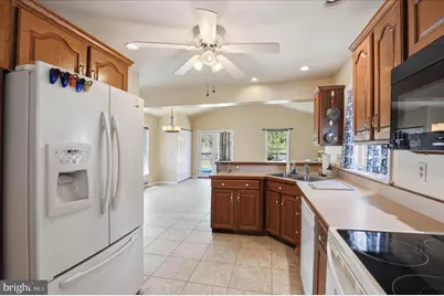 655 N Mount Joy Street, Elizabethtown, PA 17022 - Photo 16