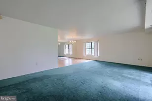 121 Valleybrook Dr, Lancaster, PA 17601 - Photo 4