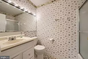 121 Valleybrook Dr, Lancaster, PA 17601 - Photo 18