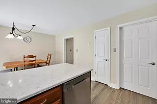 339 Cobblestone Ln, Lancaster, PA 17601 - Photo 14