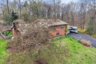 250 Clearfield Rd, New Providence, PA 17560 - Photo 2