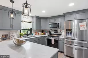 704 Fallon Dr, Lancaster, PA 17601 - Photo 18