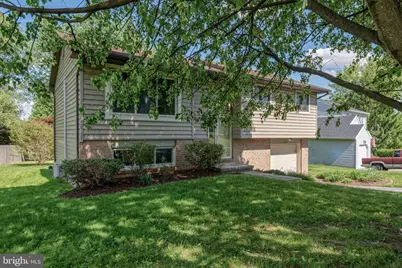 3807 Hillcrest Drive, Columbia, PA 17512 - Photo 2