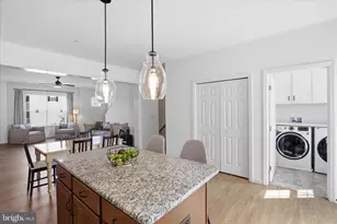 2429 Spring Water Cir, Lancaster, PA 17601 - Photo 12