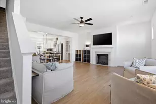 2429 Spring Water Cir, Lancaster, PA 17601 - Photo 4