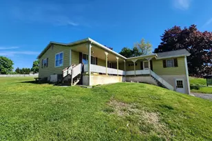 1692 Gish Rd, Manheim, PA 17545 - Photo 6