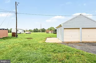 179 N Wolf St, Manheim, PA 17545 - Photo 18
