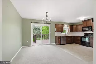 42 Pinewood Ave, Lititz, PA 17543 - Photo 8