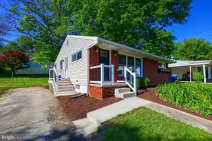 404 E New St, Mountville, PA 17554 - Photo 2