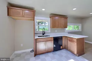 404 E New St, Mountville, PA 17554 - Photo 10