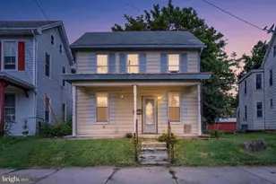 532 N State St, Ephrata, PA 17522 - Photo 1