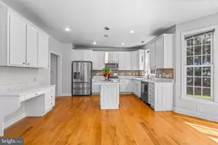 271 Squire Ln, Lititz, PA 17543 - Photo 8