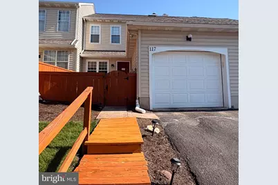 117 Treetops Drive, Lancaster, PA 17601 - Photo 2