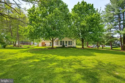 35 Pinewood Avenue, Lititz, PA 17543 - Photo 2