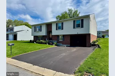 3218 Caroline Drive, East Petersburg, PA 17520 - Photo 2